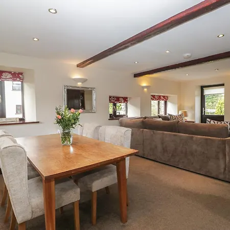 Woodside Barn 度假居 *