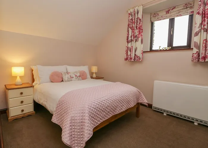 Woodside Barn 度假居 阿尔弗斯顿